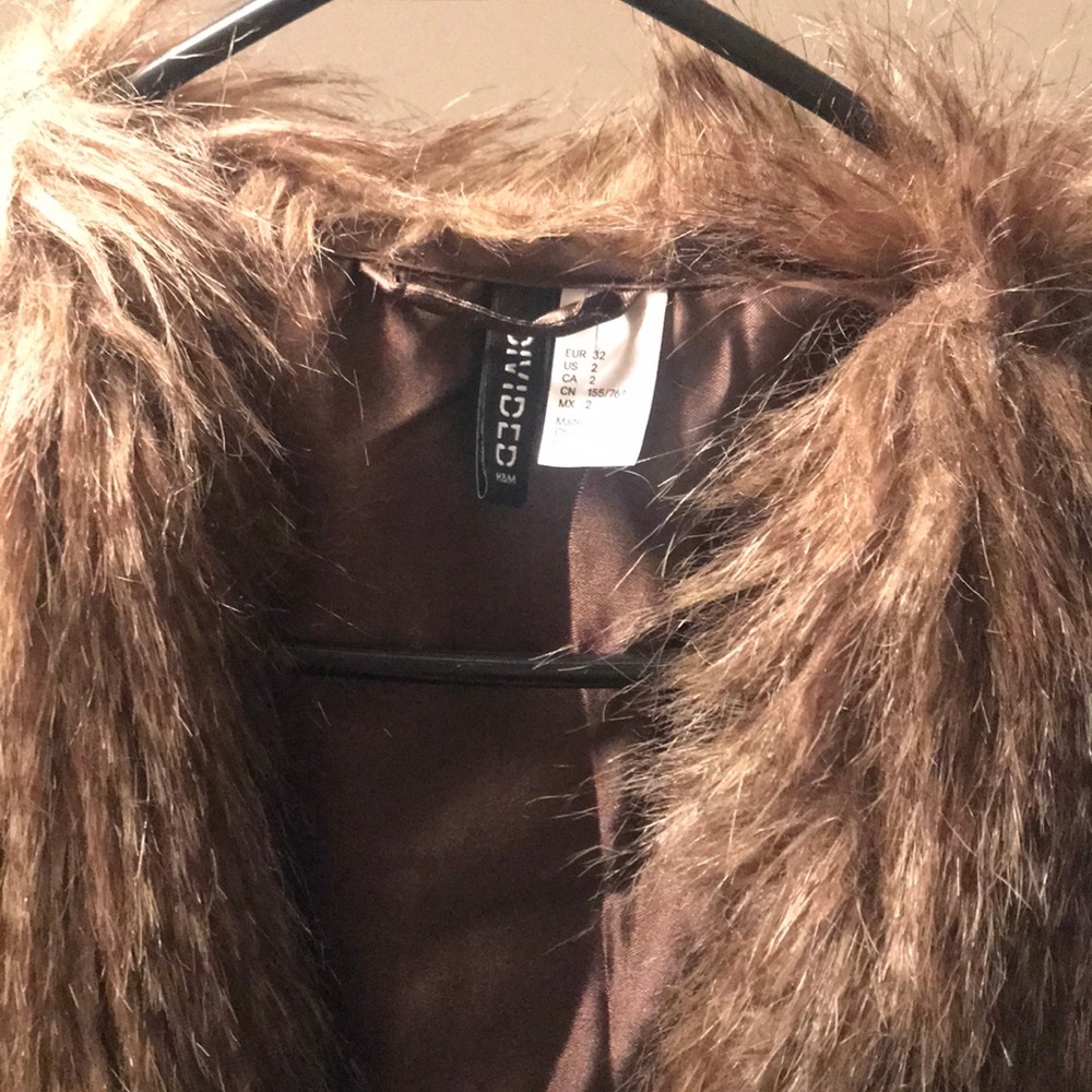 Fur Vest - Picture 2 of 2
